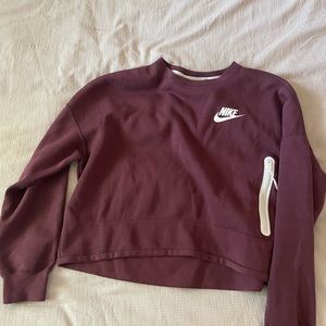 Nike Crop Sweatshirt - Size L